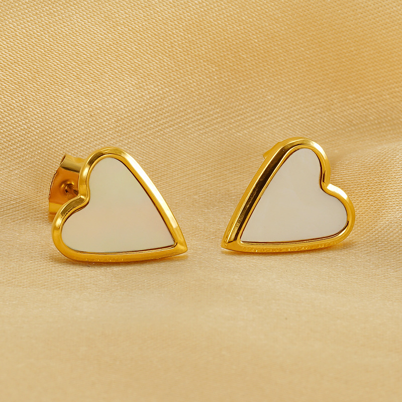 1 Pair Simple Series Classic Heart Stainless Steel  Gold Color Women's Stud Earrings h5 